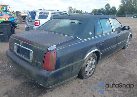 2004 Cadillac Deville Standard z USA, uszkodzony, nr VIN 1G6KD54Y84U252476